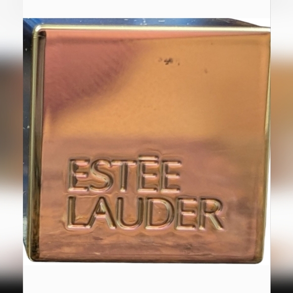 🥳Estee Lauder| Limited Edition Lipstick | Constellation Rose A92 - Picture 4 of 5